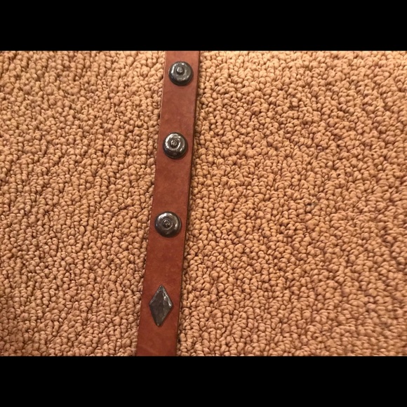 ANN TAYLOR STUDDED BROWN LEATHER BELT M/L - Picture 3 of 6